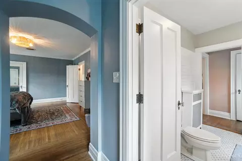 Entry Way - 6468 Ridge Rd, Cincinnati, OH 45213 photo 7 of 8