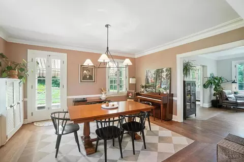 Dining - 6468 Ridge Rd, Cincinnati, OH 45213 photo 2 of 3