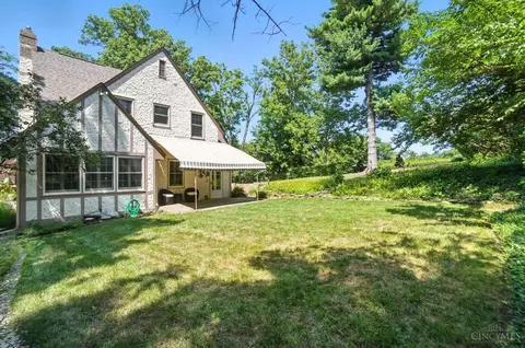 Exterior - 6468 Ridge Rd, Cincinnati, OH 45213 photo 6 of 16