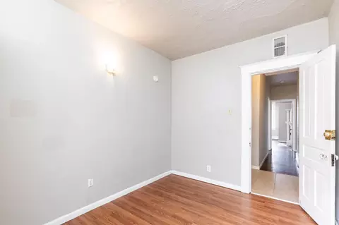 Bedroom - 276 Emming St, Cincinnati, OH 45219 photo 2 of 7