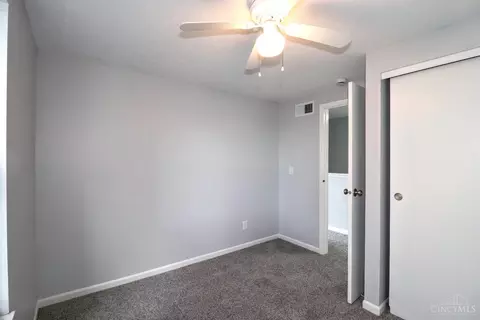 Bedroom - 6500 Amber Ct, Mason, OH 45040 photo 5 of 9