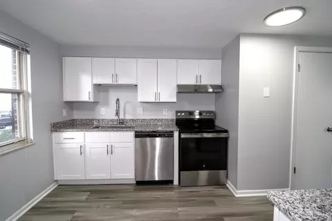 Kitchen - 6500 Amber Ct, Mason, OH 45040 photo 1 of 6