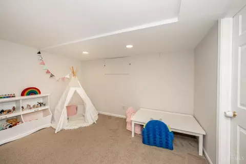 8917 Summit Ave, Blue Ash, OH 45242 photo 57
