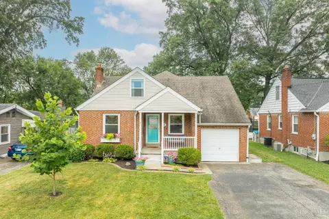 8917 Summit Ave, Blue Ash, OH 45242 photo 2