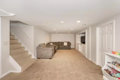 8917 Summit Ave, Blue Ash, OH 45242 photo 56