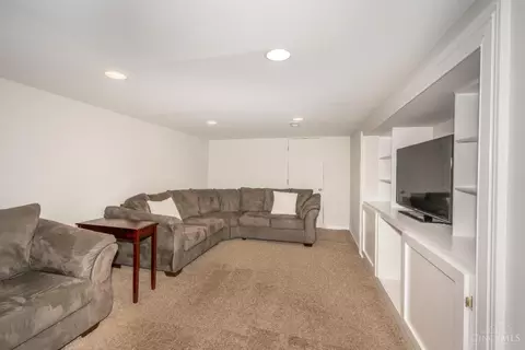 8917 Summit Ave, Blue Ash, OH 45242 photo 52