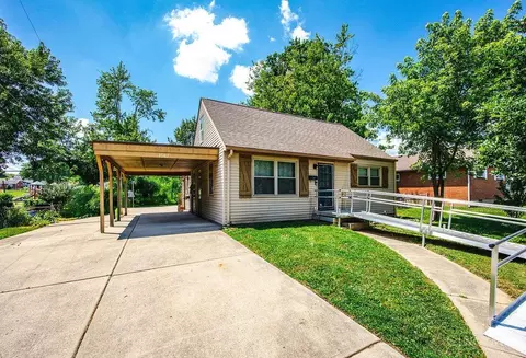 1087 Kingston Dr, Hamilton, OH 45013