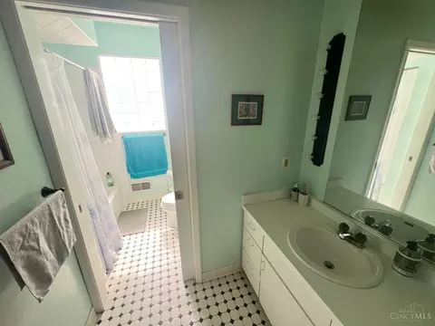 2464 Fairview Ave, Cincinnati, OH 45219 photo 6