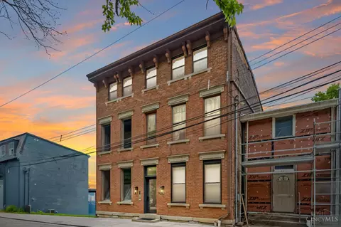 143 Goethe St, Cincinnati, OH 45202
