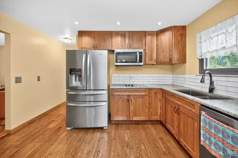 Kitchen - 9220 Dick Rd, Harrison, OH 45030 photo 3 of 8