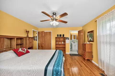 Bedroom - 9220 Dick Rd, Harrison, OH 45030 photo 2 of 5