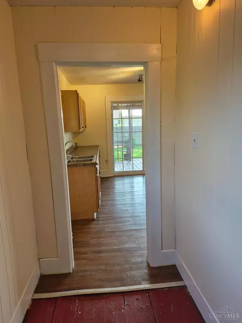 Entry Way - 406 North St, Georgetown, OH 45121 photo 1 of 2