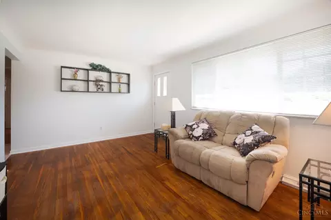 2645 Devils Backbone Rd, Cincinnati, OH 45233 photo 4