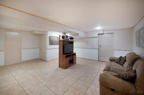 2645 Devils Backbone Rd, Cincinnati, OH 45233 photo 22