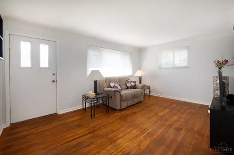 2645 Devils Backbone Rd, Cincinnati, OH 45233 photo 3