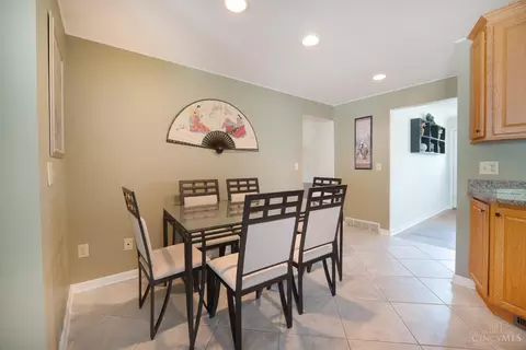 2645 Devils Backbone Rd, Cincinnati, OH 45233 photo 12