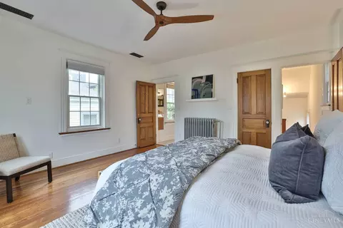Bedroom - 1109 Fuller St, Cincinnati, OH 45202 photo 2 of 5