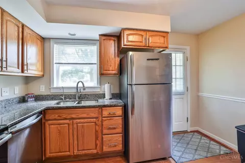 4481 Hunt Rd, Blue Ash, OH 45242 photo 9