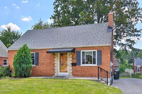 4481 Hunt Rd, Blue Ash, OH 45242 photo 2