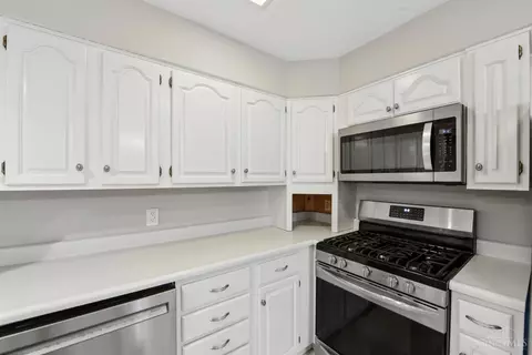 Kitchen - 3743 Centurion Dr, Cincinnati, OH 45211 photo 4 of 4