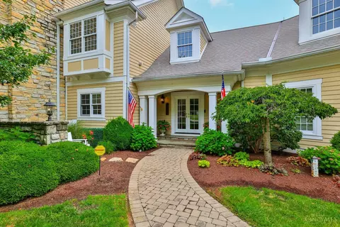 7720 Given Rd, Cincinnati, OH 45243 photo 6