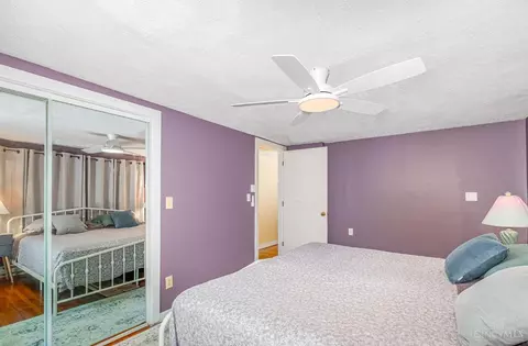 Bedroom - 13970 Sinking Spring Rd, Peebles, OH 45660 photo 4 of 8