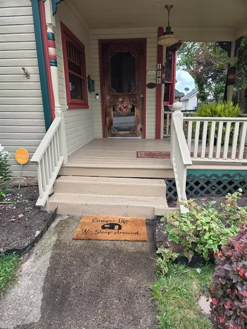 Exterior - 106 Plum St, Georgetown, OH 45121 photo 2 of 29