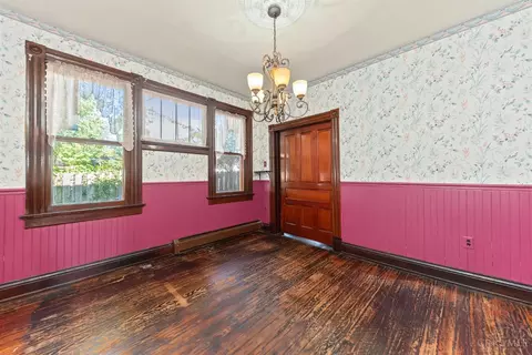 Dining - 106 Plum St, Georgetown, OH 45121 photo 1 of 2