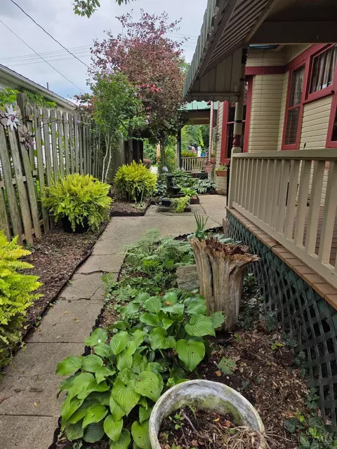 Exterior - 106 Plum St, Georgetown, OH 45121 photo 11 of 29