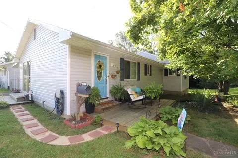 416 Broadway St, Blanchester, OH 45107