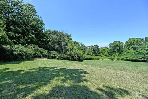 Exterior - 3513 Fyffe Ave, Cincinnati, OH 45211 photo 10 of 13