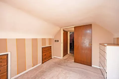 Bedroom - 3513 Fyffe Ave, Cincinnati, OH 45211 photo 4 of 4