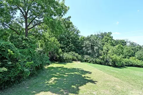Exterior - 3513 Fyffe Ave, Cincinnati, OH 45211 photo 7 of 13