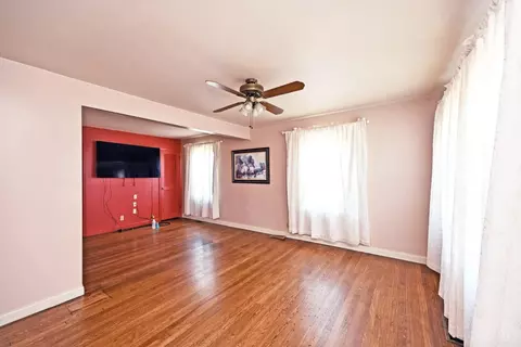 Living - 3513 Fyffe Ave, Cincinnati, OH 45211 photo 1 of 6