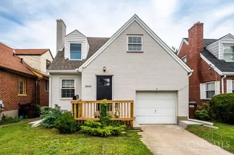 2604 St Albans Ave, Golf Manor, OH 45237
