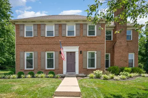2201 Candlemaker Dr, Cincinnati, OH 45244