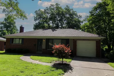 5590 Sunnywoods Ln, Cincinnati, OH 45239