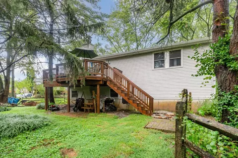 Exterior - 8770 Simpson Ct, Mason, OH 45040 photo 5 of 7