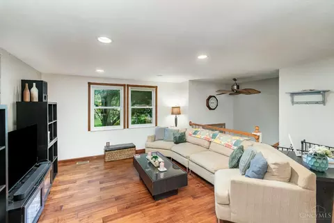 Living - 8770 Simpson Ct, Mason, OH 45040 photo 1 of 2