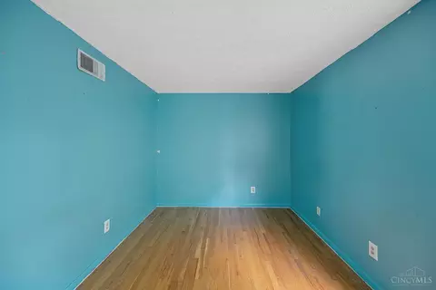 800 Cedarhill Dr, Cincinnati, OH 45240 photo 37