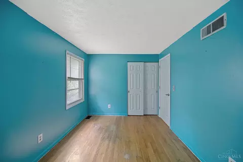 800 Cedarhill Dr, Cincinnati, OH 45240 photo 38