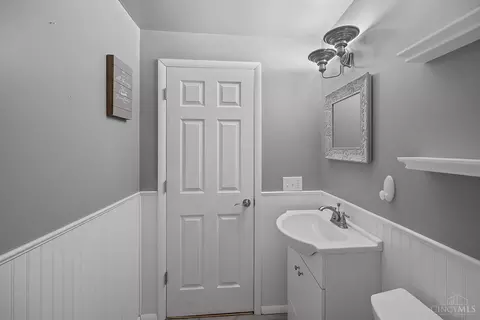 800 Cedarhill Dr, Cincinnati, OH 45240 photo 40