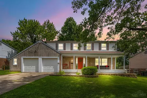 800 Cedarhill Dr, Cincinnati, OH 45240