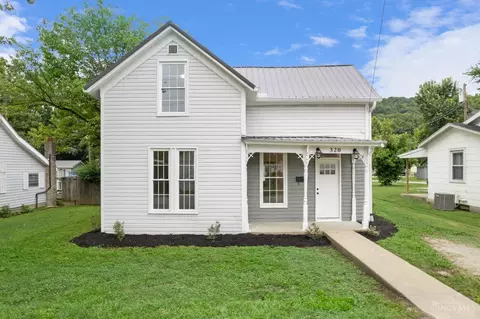320 Center St, Ripley, OH 45167