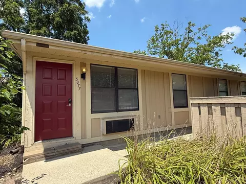 5077 Queenswood Ct, West Chester, OH 45011