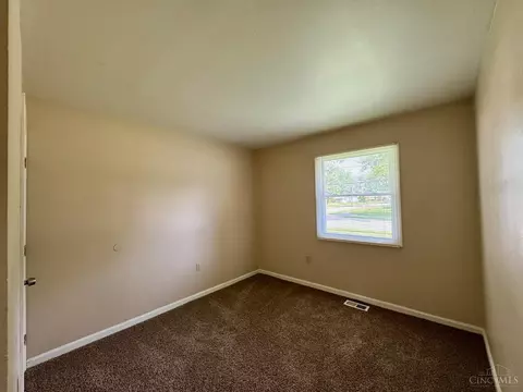 Bedroom - 1465 Broadview Ct, Mason, OH 45040 photo 4 of 7