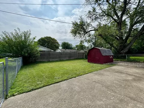 Exterior - 1465 Broadview Ct, Mason, OH 45040 photo 9 of 14