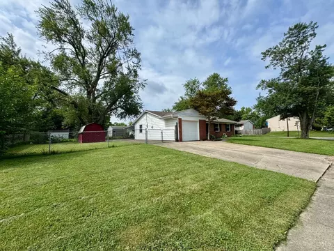 Exterior - 1465 Broadview Ct, Mason, OH 45040 photo 12 of 14