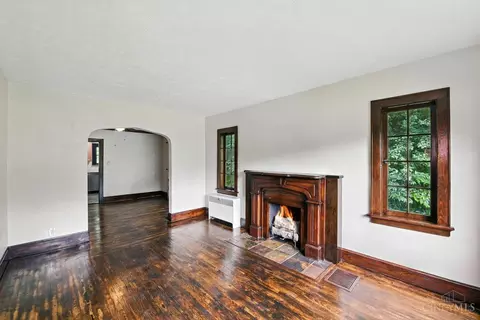 Living - 3369 Meyer Pl, Cincinnati, OH 45211 photo 7 of 7