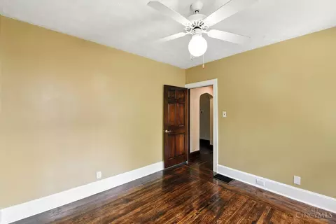 Bedroom - 3369 Meyer Pl, Cincinnati, OH 45211 photo 8 of 11